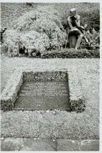 James Joyce Grave with statue by Milton Hebald, Fluntern Cemetery